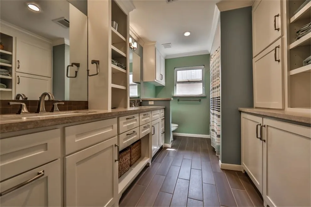 Chantilly Lane Restrooms by Crafted Custom Homes + Renovations - Photo 2