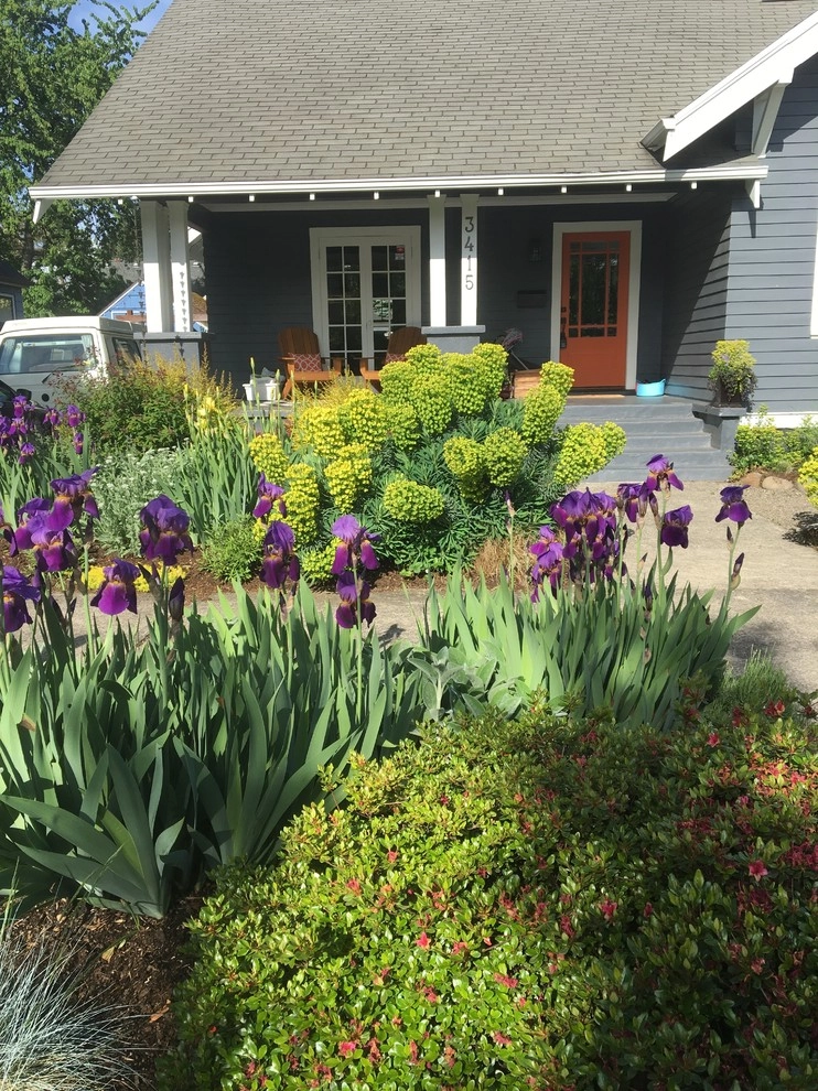 Gardens Maintained by Wheel & Barrow Landscape by Wheel & Barrow Landscape Design & Maintenance - Photo 5