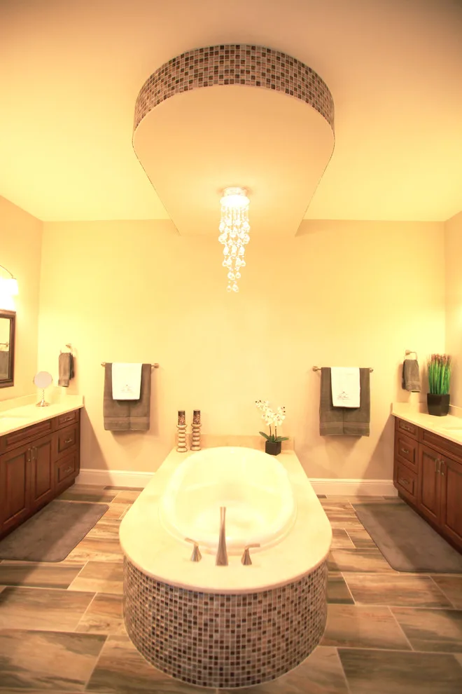 Charles Avenue Home by CEMCO Construction Company - Photo 3
