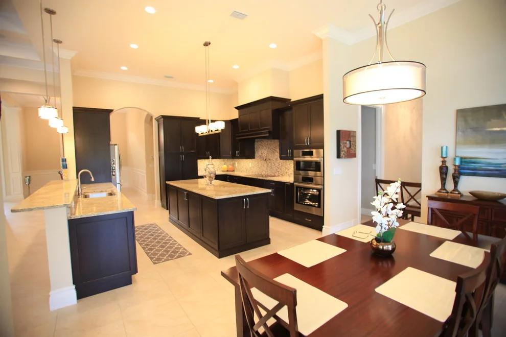 Charles Avenue Home by CEMCO Construction Company - Photo 2
