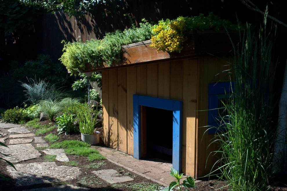 Green Roof Doghouse by Wheel & Barrow Landscape Design & Maintenance - Photo 3
