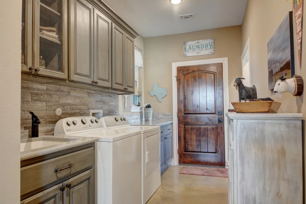 HERITAGE SETTLEMENT RESIDENCE by Texas Classic Custom Homes - Photo 54