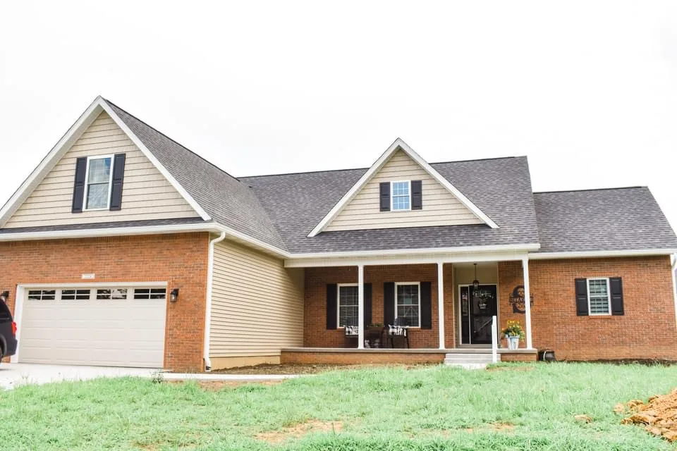 Elegant and Timeless Bespoke Residence by Cornerstone Builders Of Terre Haute, Inc. - Photo 9