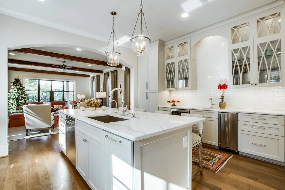 Streamlined Classic Residence in University Park by Hawkins-Welwood Homes - Photo 8