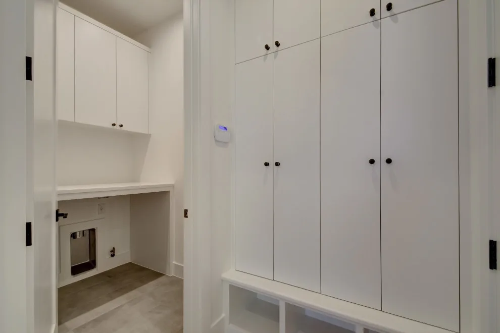Collier Avenue by Moazami Homes - Photo 22