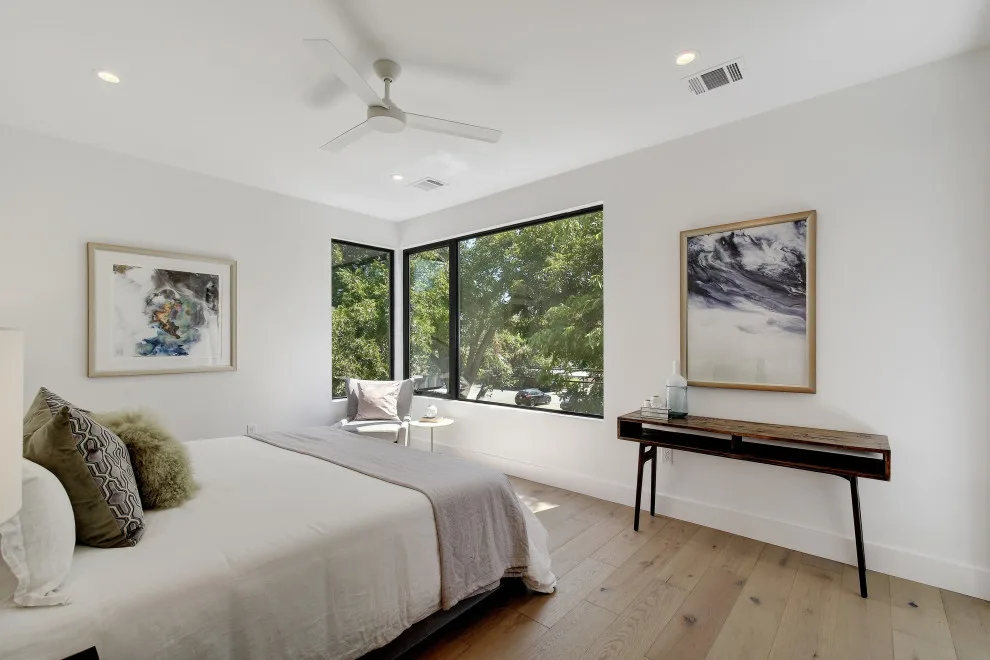 Collier Avenue by Moazami Homes - Photo 9
