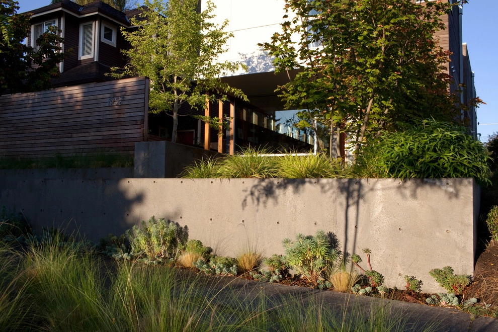Queen Anne Residence by Wittman Estes Landscape - Photo 9