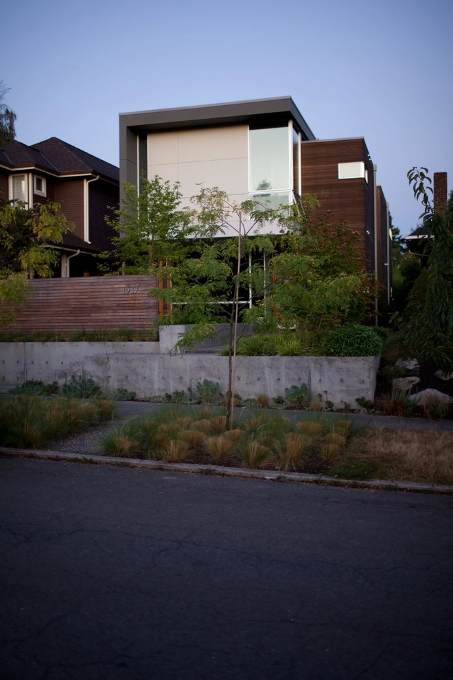 Queen Anne Residence by Wittman Estes Landscape - Photo 11