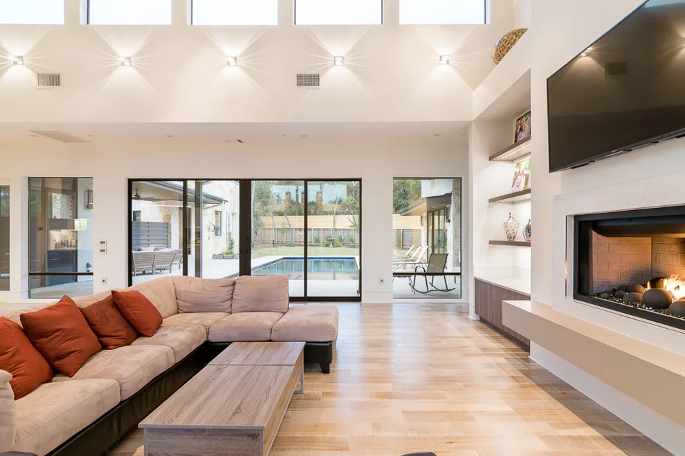 Modern Tailored Residence Austin by Camelot Custom Homes Inc. - Photo 6
