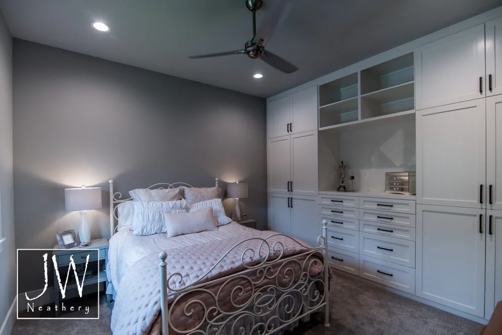 Modern in Huntsville, Tx by J.W. Neathery Custom Home Craftsman - Photo 33