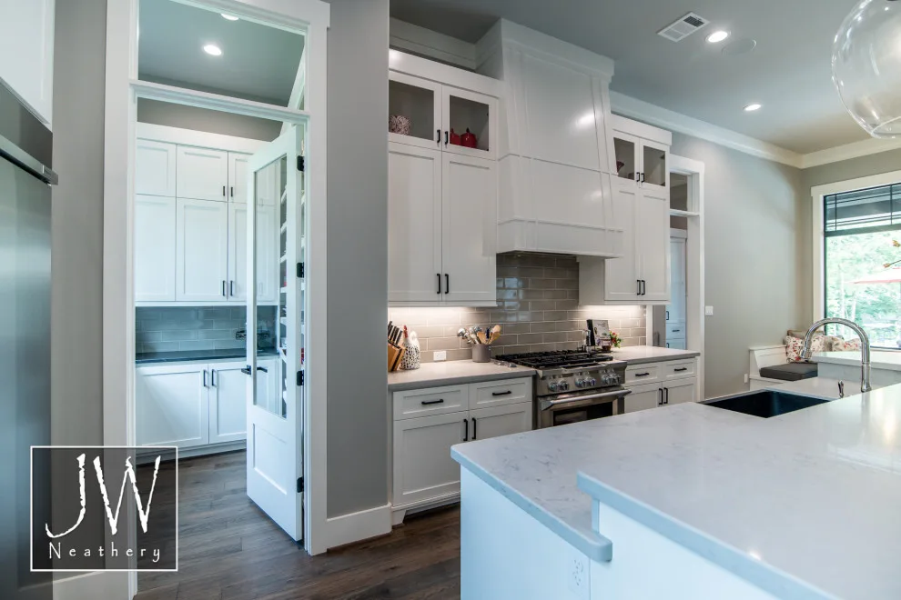 Modern in Huntsville, Tx by J.W. Neathery Custom Home Craftsman - Photo 23
