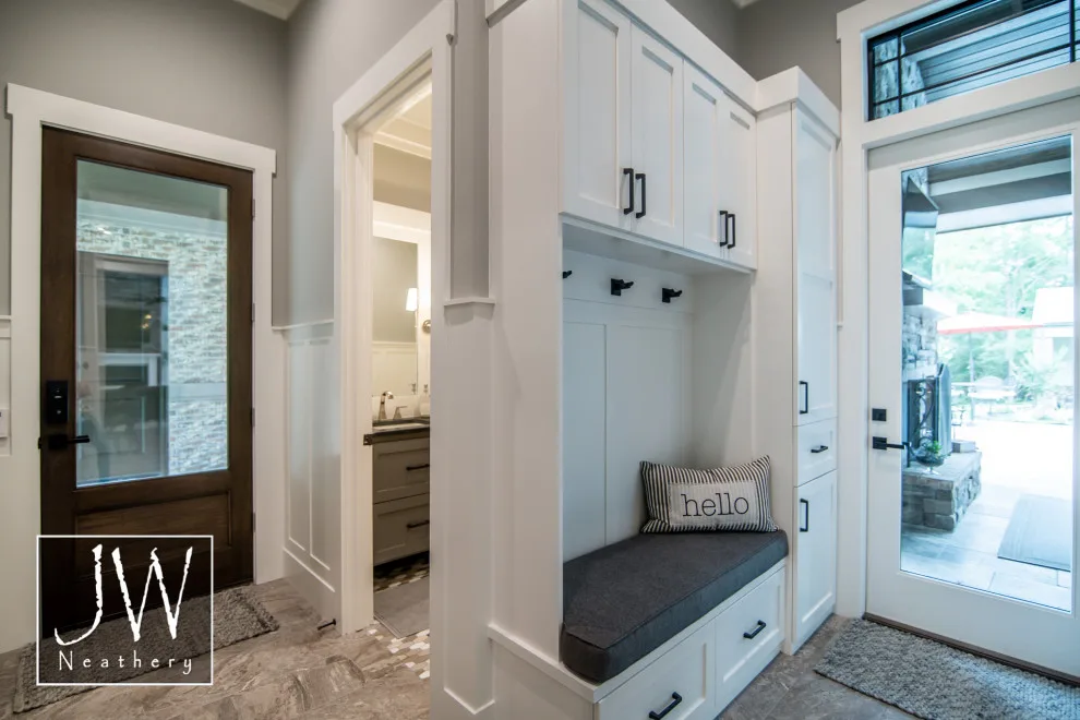 Modern in Huntsville, Tx by J.W. Neathery Custom Home Craftsman - Photo 26