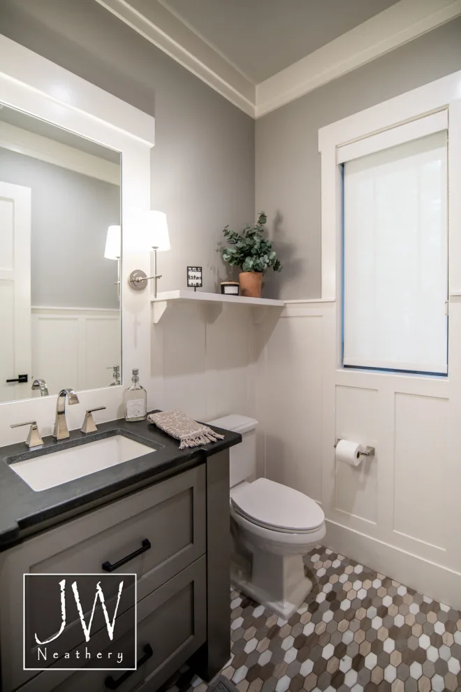 J.W. Neathery Custom Home Craftsman - Photo 3
