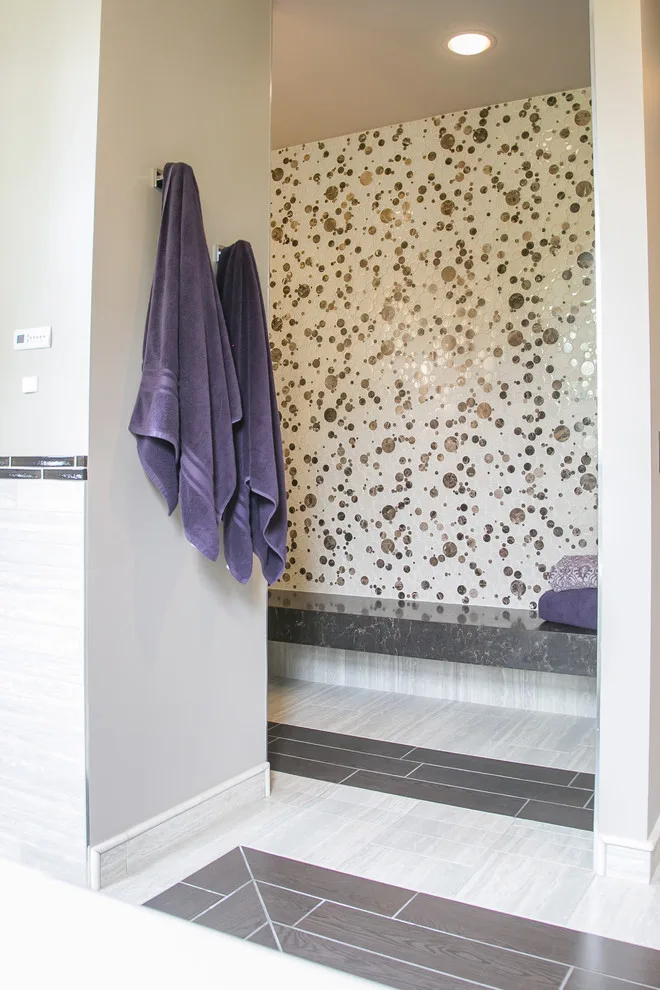 Modern Lakeside Retreat with Universal Design Features by Lowell Custom Homes - Photo 36