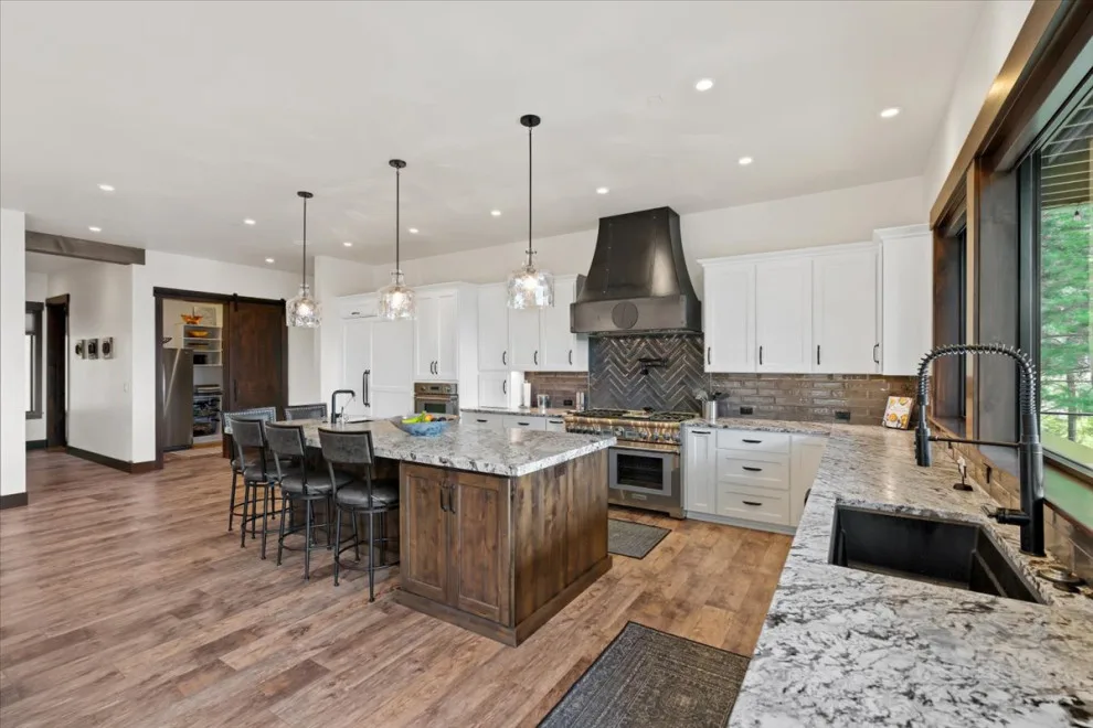 Mountain Range by Monarch Custom Homes - Photo 22