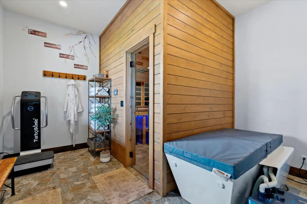 Mountain Range by Monarch Custom Homes - Photo 55