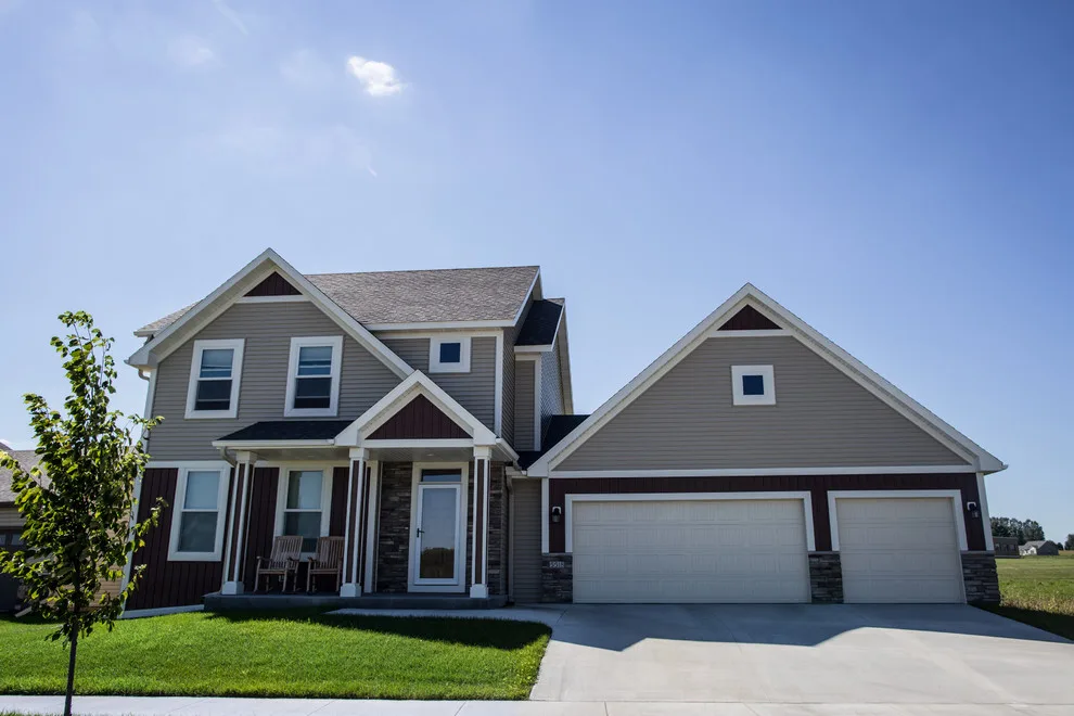Bigelow Homes LLC - Photo 9