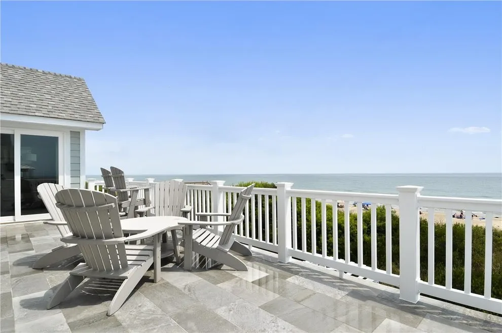 Corolla Oceanfront Coastal LunaSEA by SAGA Realty & Construction - Photo 5