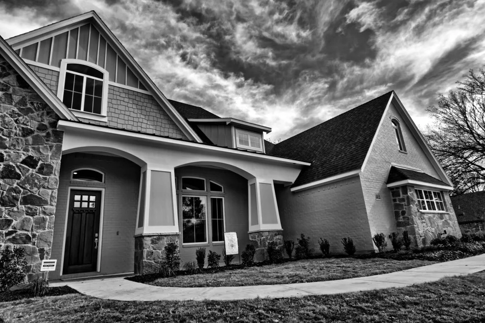 Transitional Interior in a Cottage/Craftsman Style by Oakmark Signature Homes - Photo 22