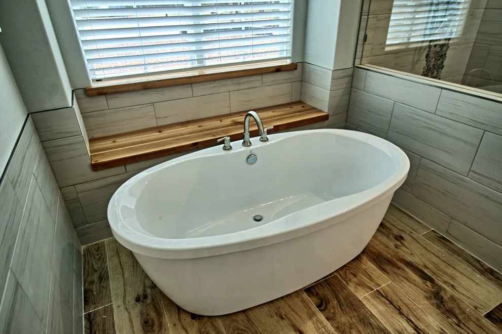 Transitional Interior in a Cottage/Craftsman Style by Oakmark Signature Homes - Photo 20