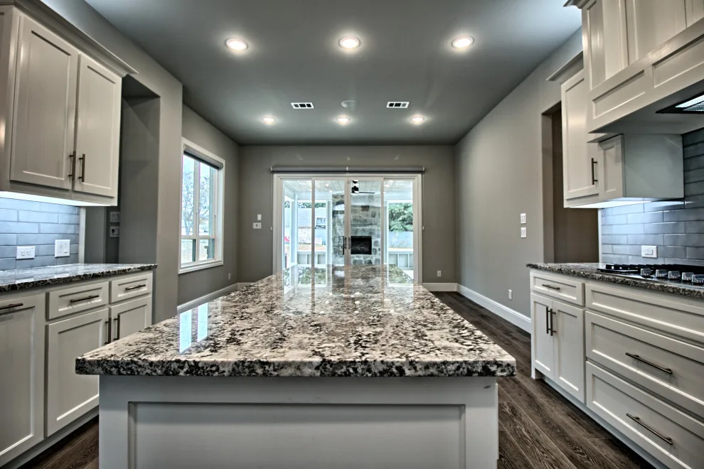 Transitional Interior in a Cottage/Craftsman Style by Oakmark Signature Homes - Photo 17