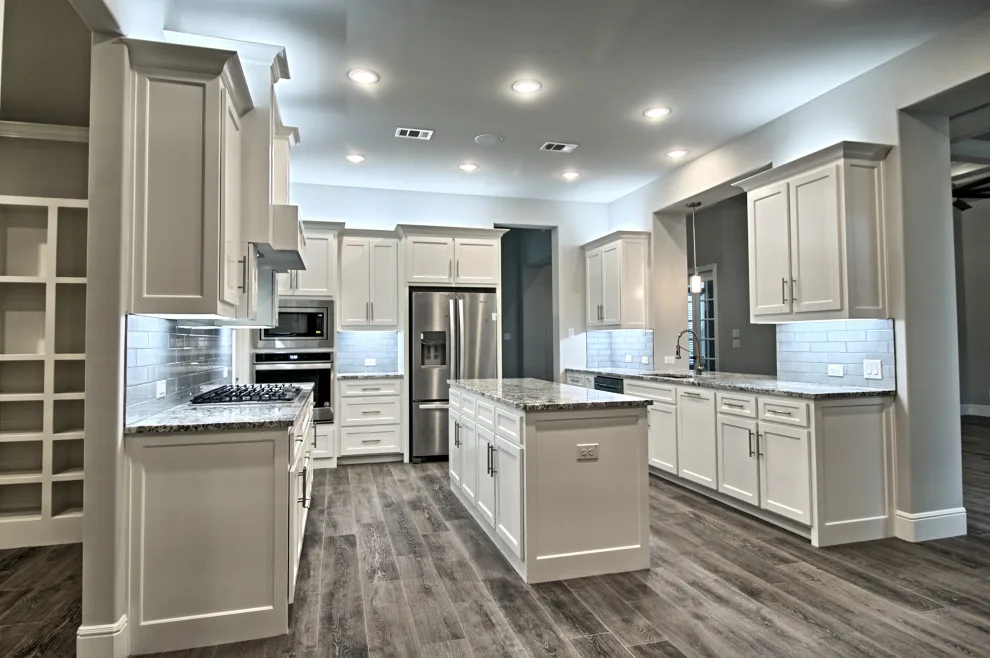 Transitional Interior in a Cottage/Craftsman Style by Oakmark Signature Homes - Photo 30