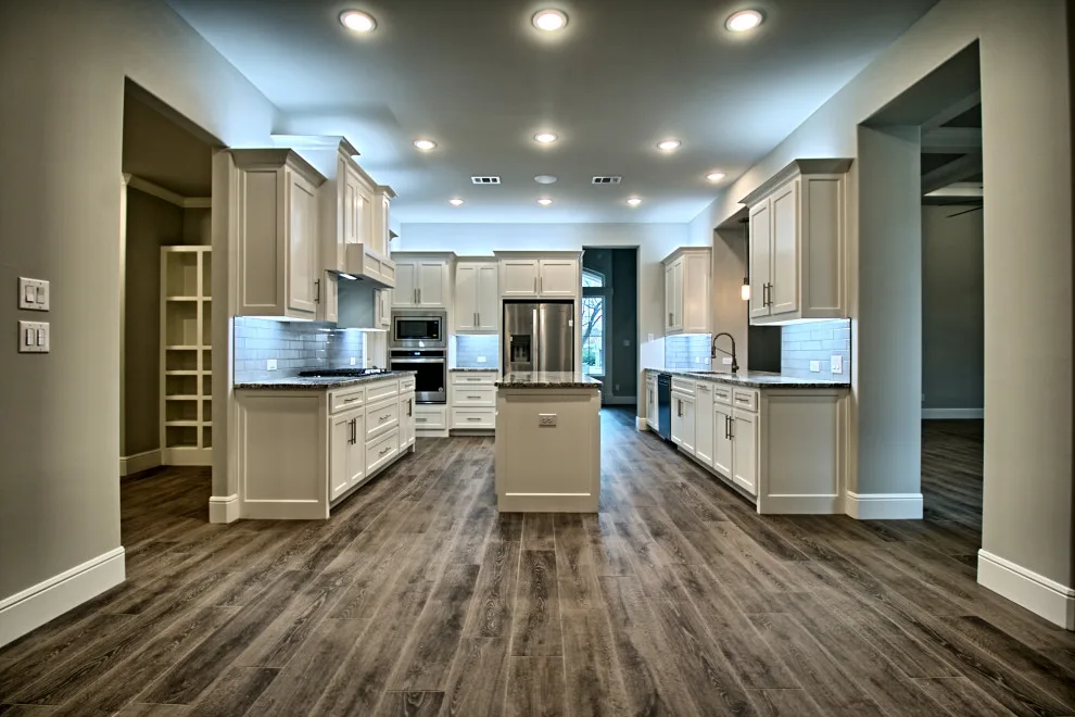 Transitional Interior in a Cottage/Craftsman Style by Oakmark Signature Homes - Photo 9