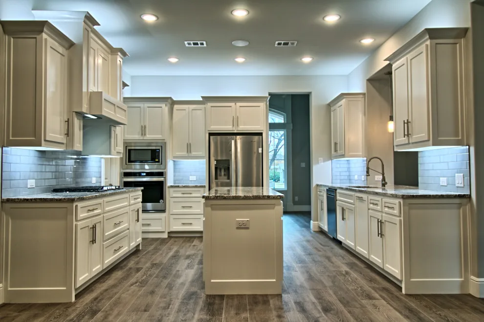Transitional Interior in a Cottage/Craftsman Style by Oakmark Signature Homes - Photo 16