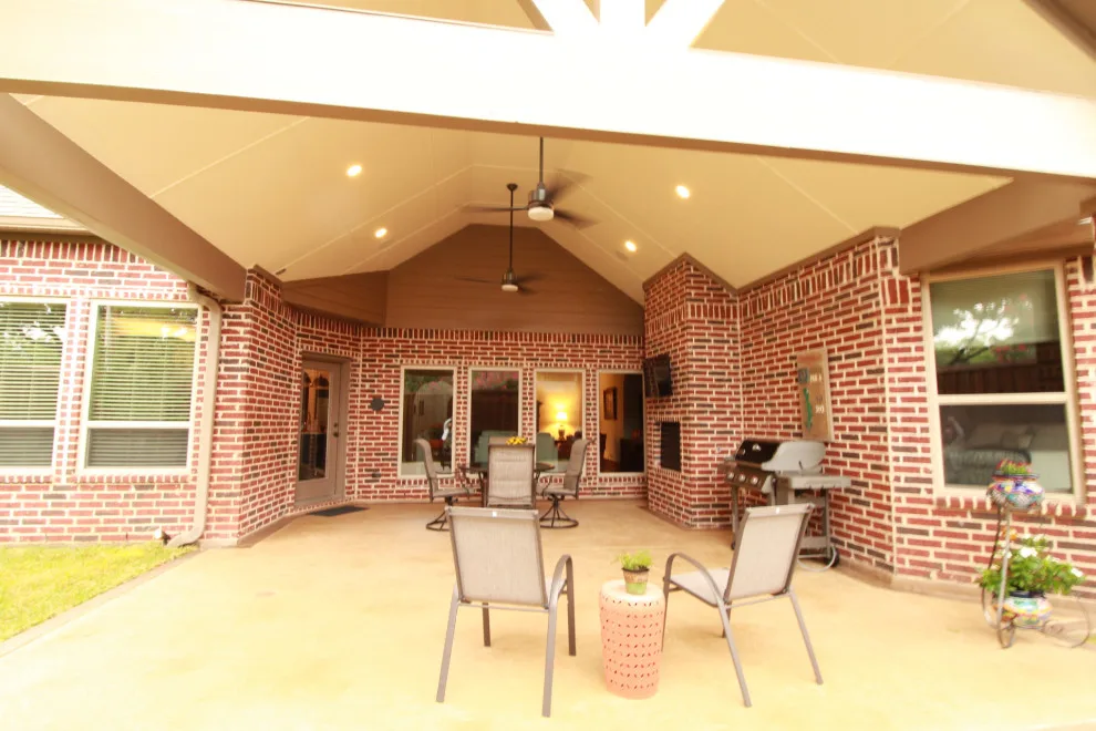 Enclosed Patio by Chellyanna - Custom Homes, Additions, Renovations - Photo 13