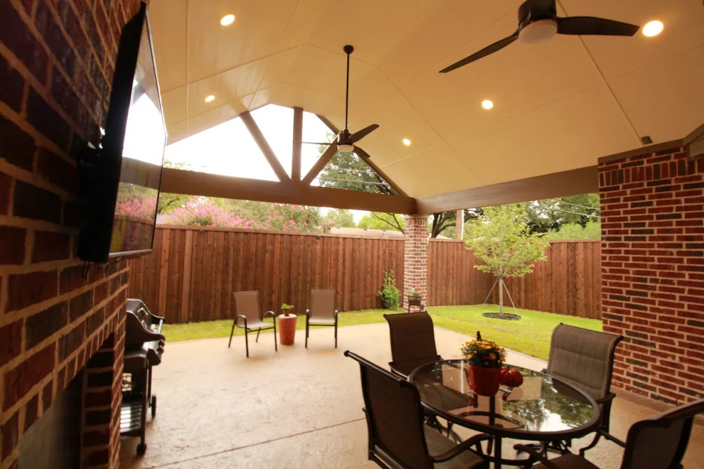 Enclosed Patio by Chellyanna - Custom Homes, Additions, Renovations - Photo 10