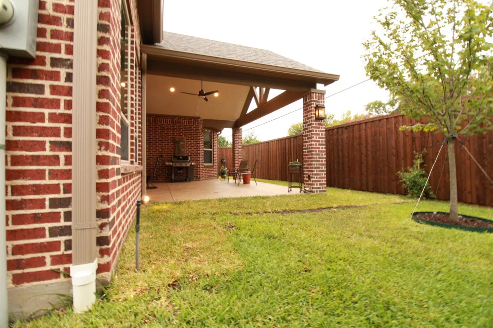 Enclosed Patio by Chellyanna - Custom Homes, Additions, Renovations - Photo 19