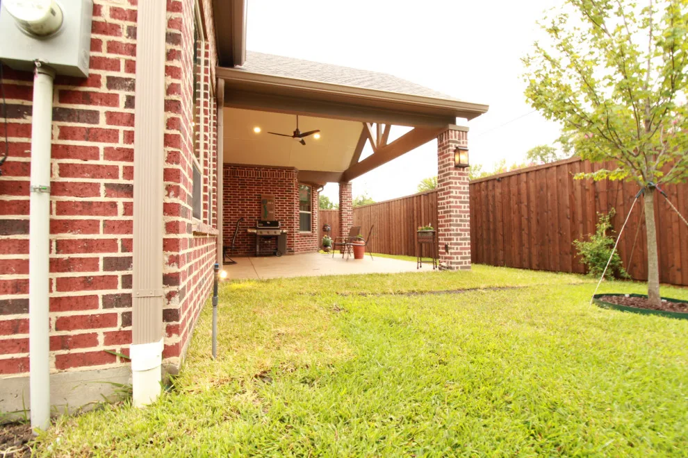 Enclosed Patio by Chellyanna - Custom Homes, Additions, Renovations - Photo 8