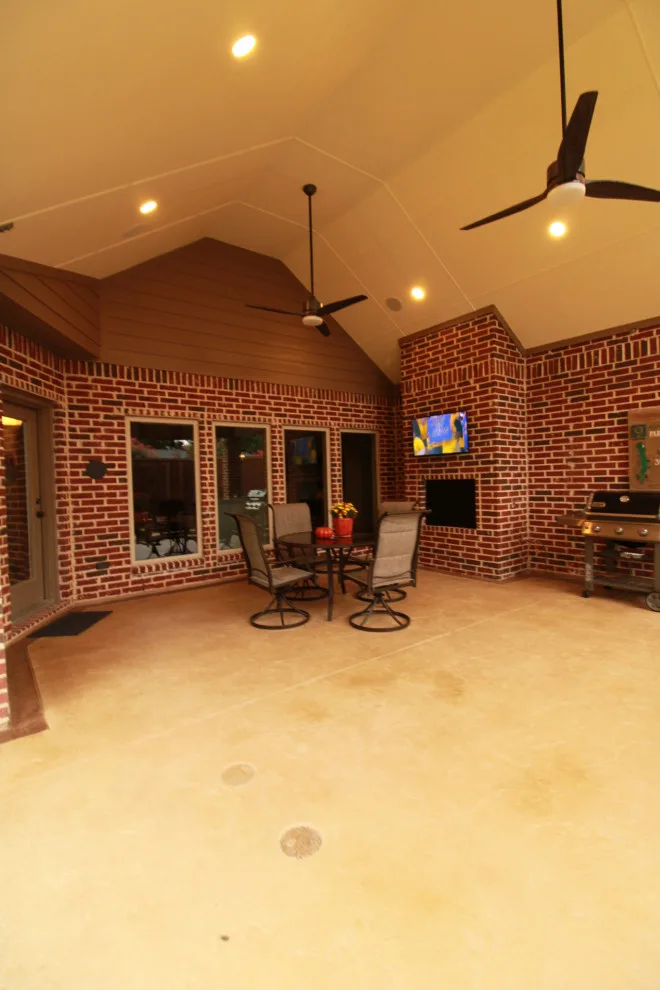 Enclosed Patio by Chellyanna - Custom Homes, Additions, Renovations - Photo 9