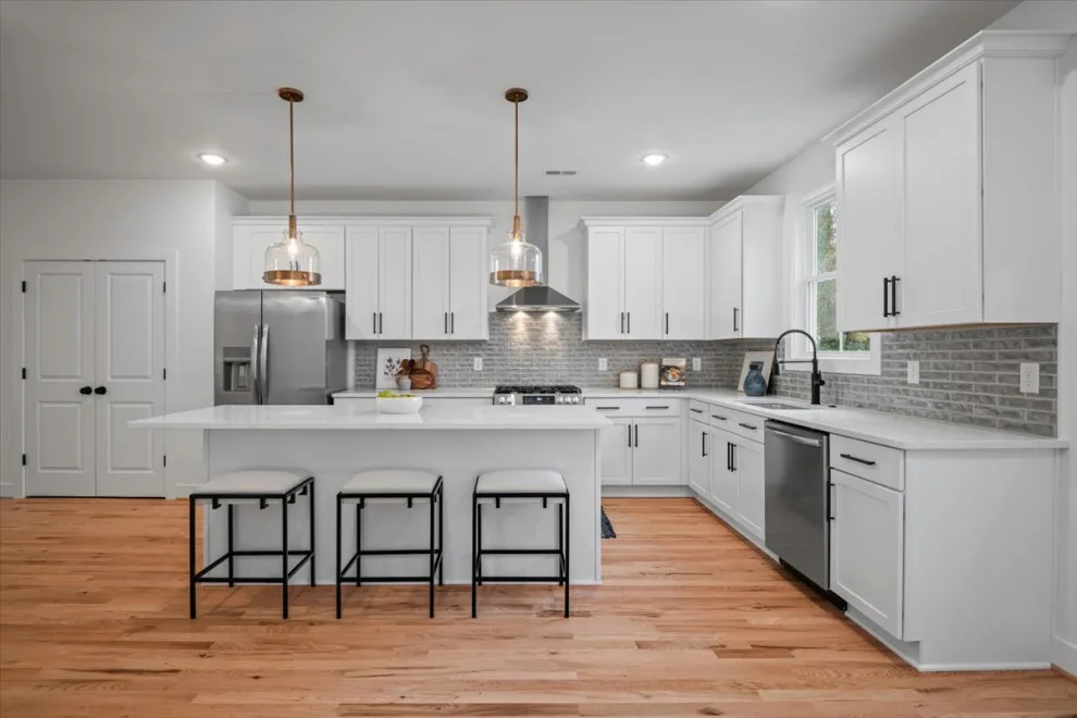 Chic Modern Farmhouse by Keel Custom Homes - Photo 9