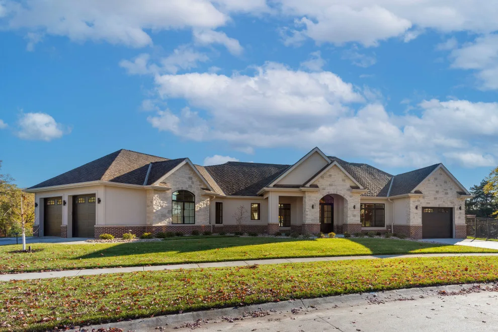 Artisan Transitional Custom Residence by Bloomfield Custom Homes - Photo 45