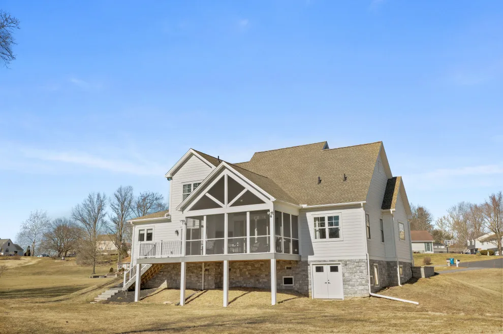 Creekside by Farinelli Construction, Inc. - Photo 37