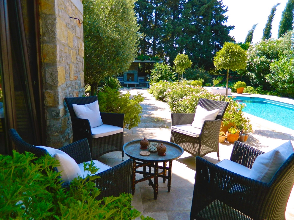 MEDITERRANEAN CALM by Yolac & Lloyd Landscape Design - Photo 3