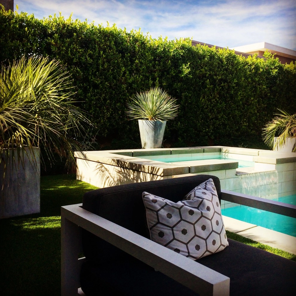Yolac & Lloyd Landscape Design - Photo 6