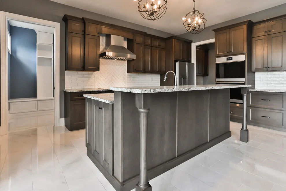 Tailored Estate Residence in St. Charles County, MO by Hibbs Luxury Homes - St Louis, MO - Photo 15