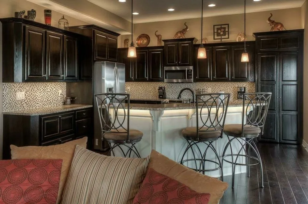 bespoke two-story residence by Empire Homes And Remodeling Inc. - Photo 5
