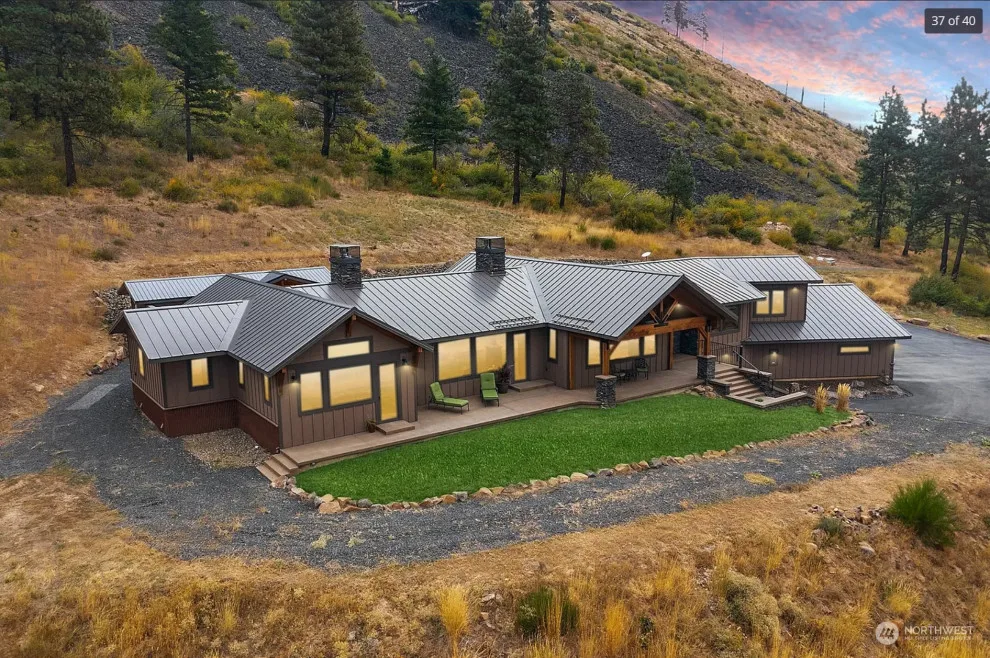 Custom Home Construction in Upper Kittitas County by Collins Fine Homebuilding - Photo 5