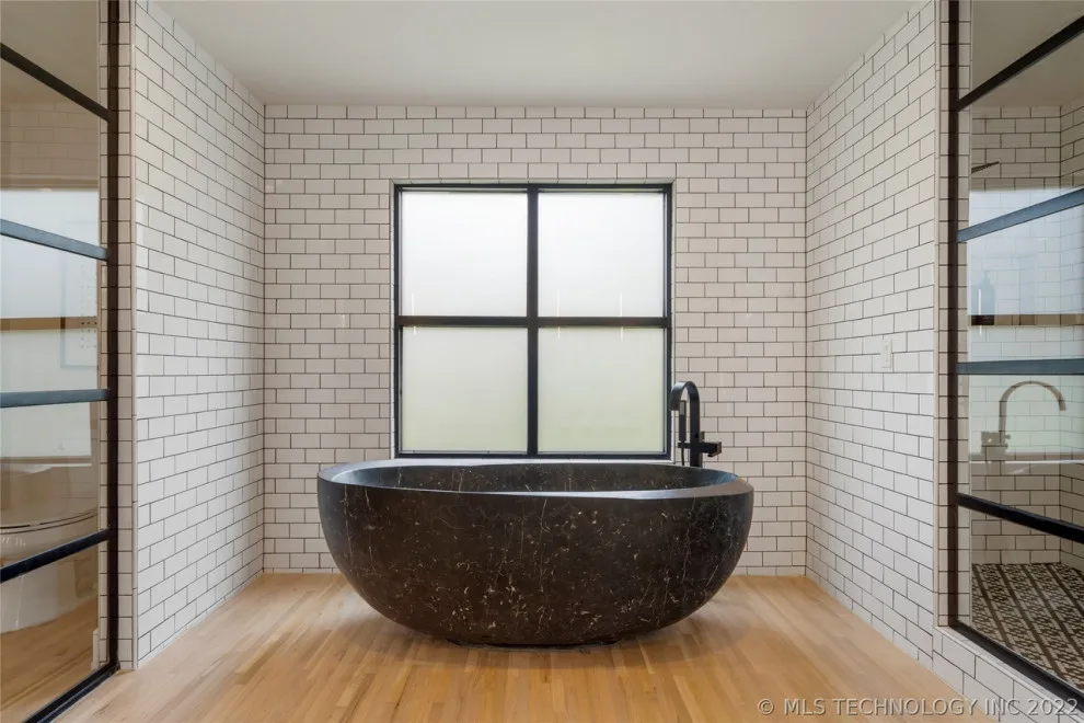 Lewis Residence - Contemporary Midtown by Walterbach Homes - Photo 12