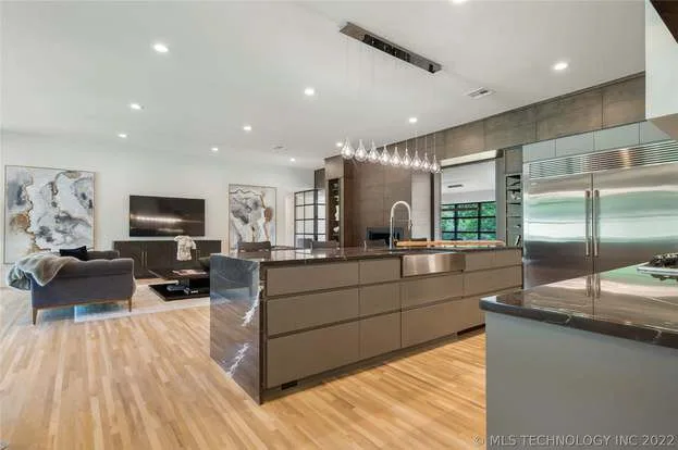 Lewis Residence - Contemporary Midtown by Walterbach Homes - Photo 9