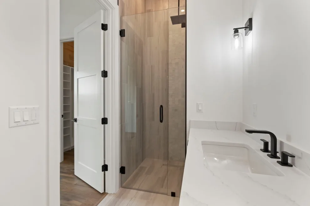 Tailored Residence - SW Five Lakes Drive by Homecrete Homes - Photo 9