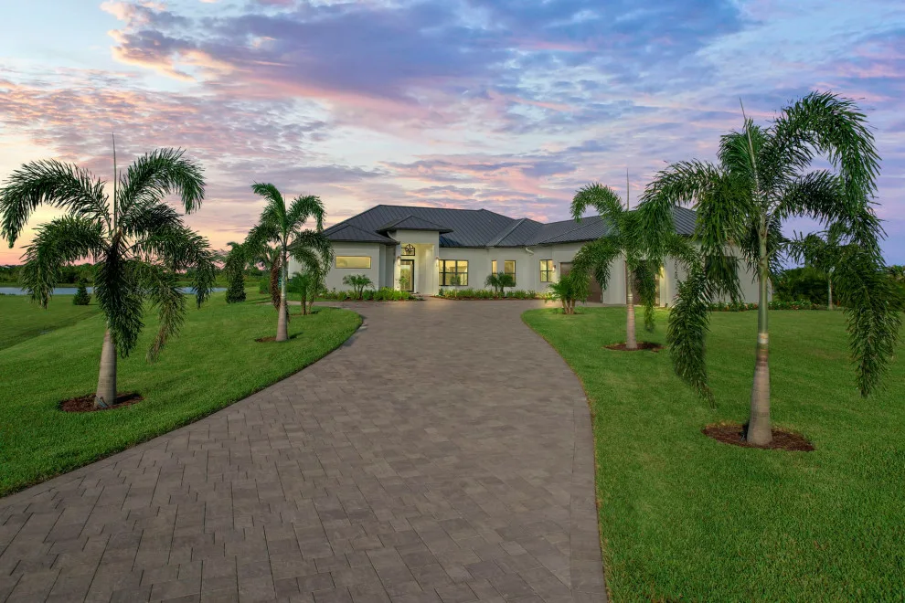 Tailored Residence - SW Five Lakes Drive by Homecrete Homes - Photo 4