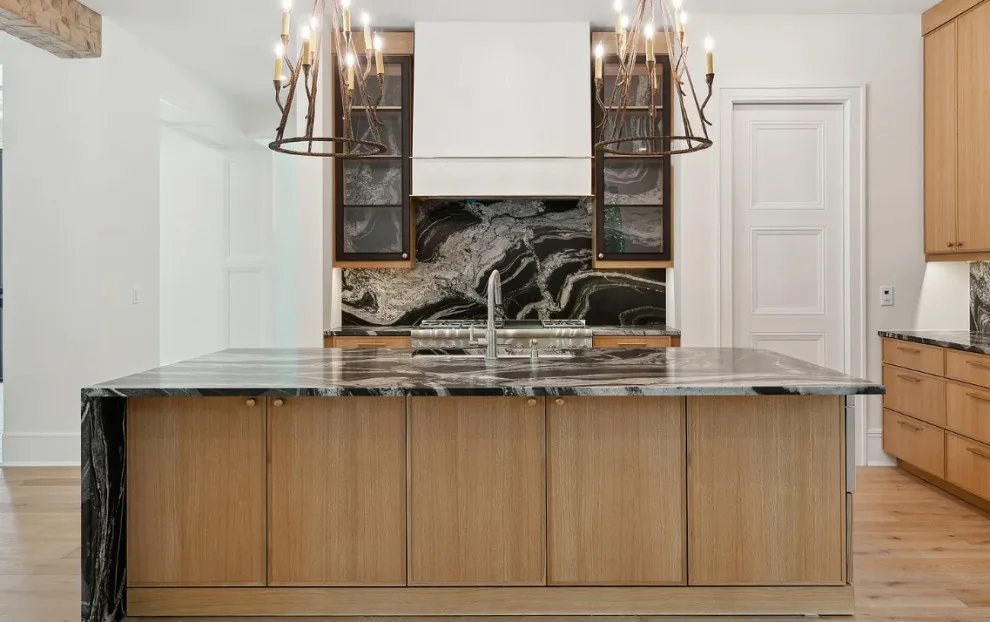 Bespoke Residence: The Crescent - Charleston, SC by Arnett Construction And Arnett Custom Homes, LLC - Photo 2