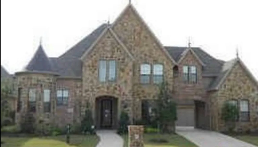 Tailored Residences by Distinctive Design Homes LLC - Photo 4