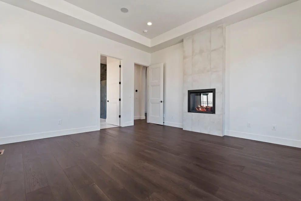 Tailored JB Contemporary Spanish by Gardner Homes by Gardner Homes - Photo 16