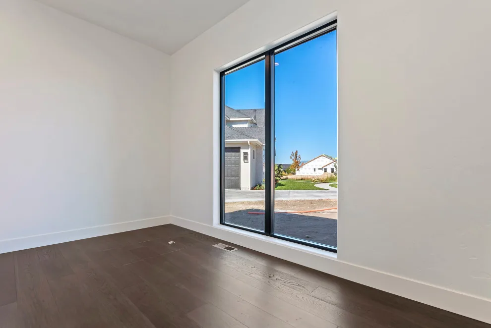 Tailored JB Contemporary Spanish by Gardner Homes by Gardner Homes - Photo 24