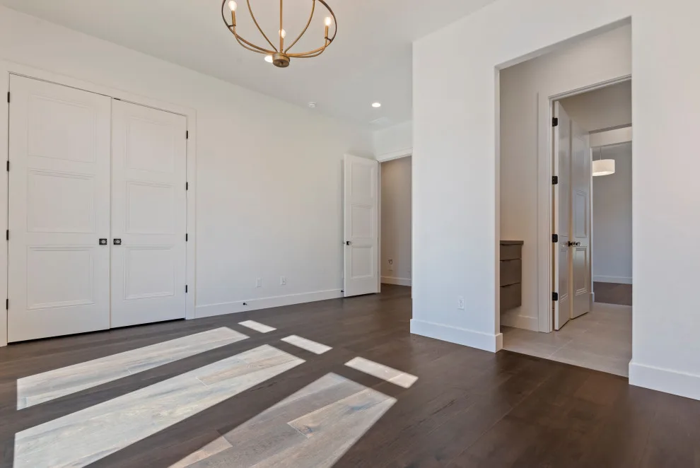 Tailored JB Contemporary Spanish by Gardner Homes by Gardner Homes - Photo 12